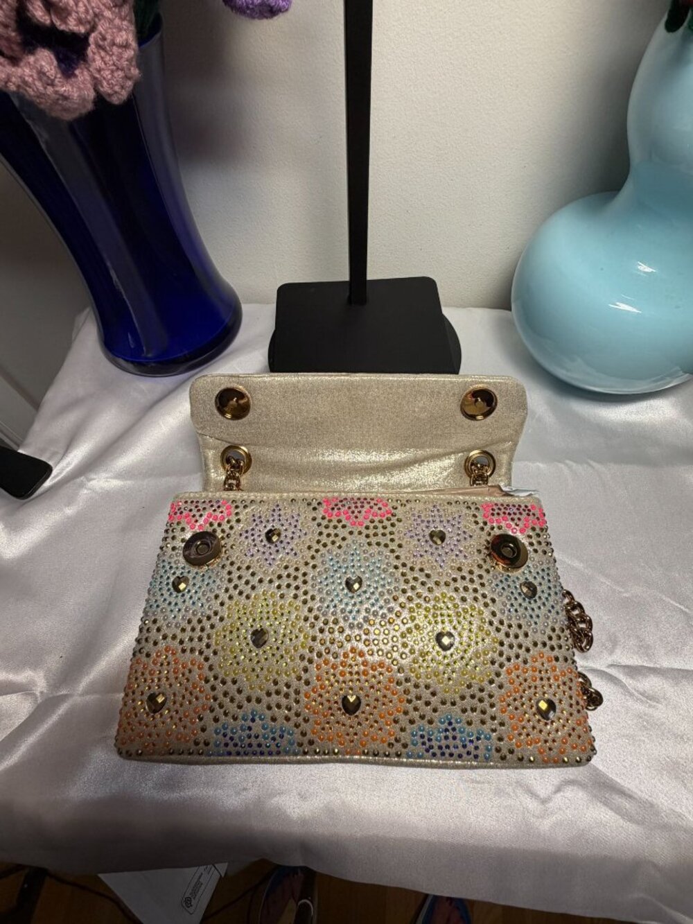 Kurt Geiger Small Handbag Rhinestone Floral Design And Lock NWT - Picture 7 of 10
